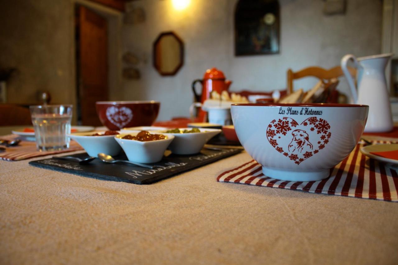 Bed and Breakfast Chez Louve Bleue Hotonnes Экстерьер фото